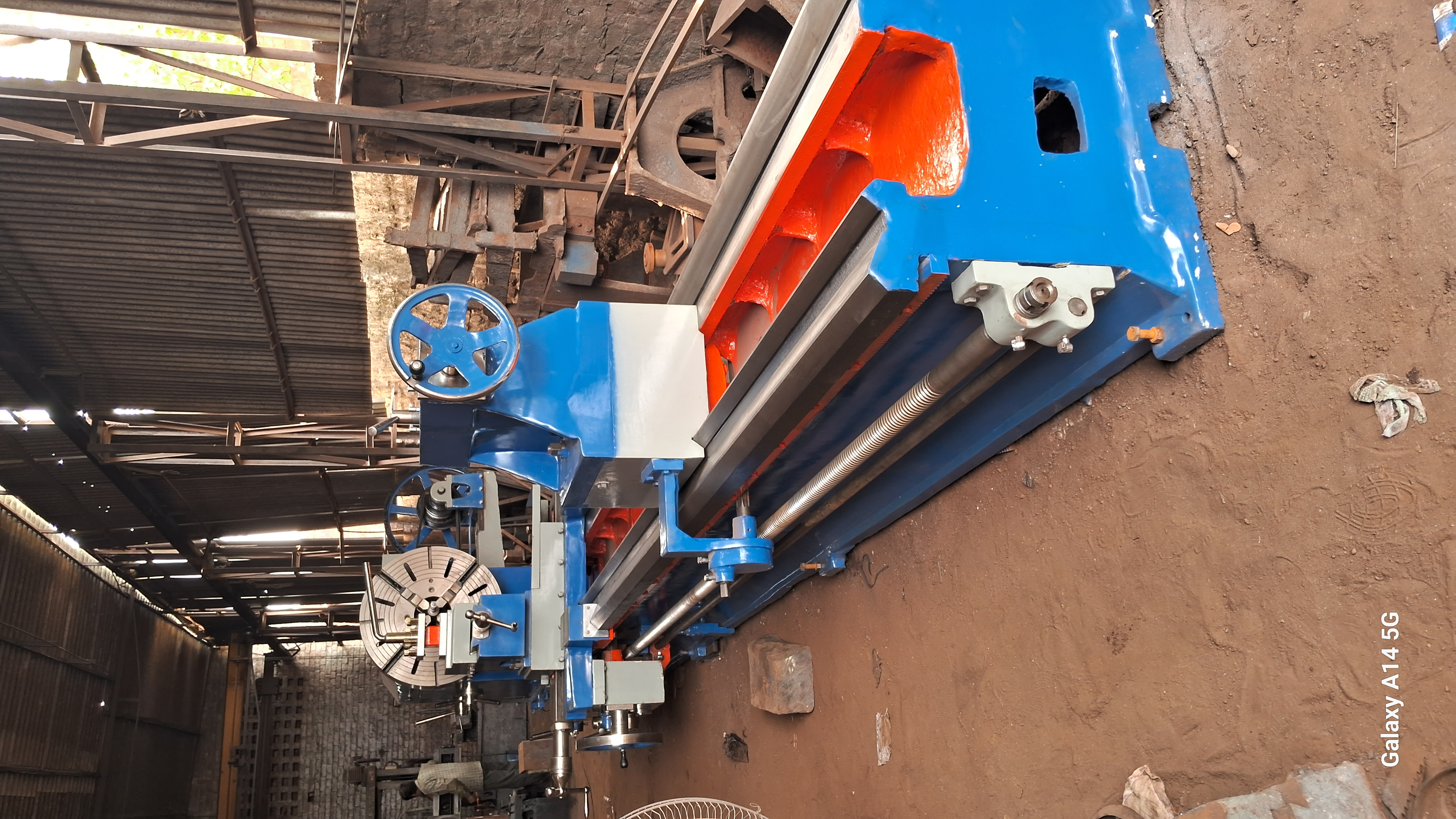 Heavy Duty Lathe Machine